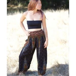 Thai Harem Style Pants Black Peacock Print One Size Smocked Waist Hippie Global
